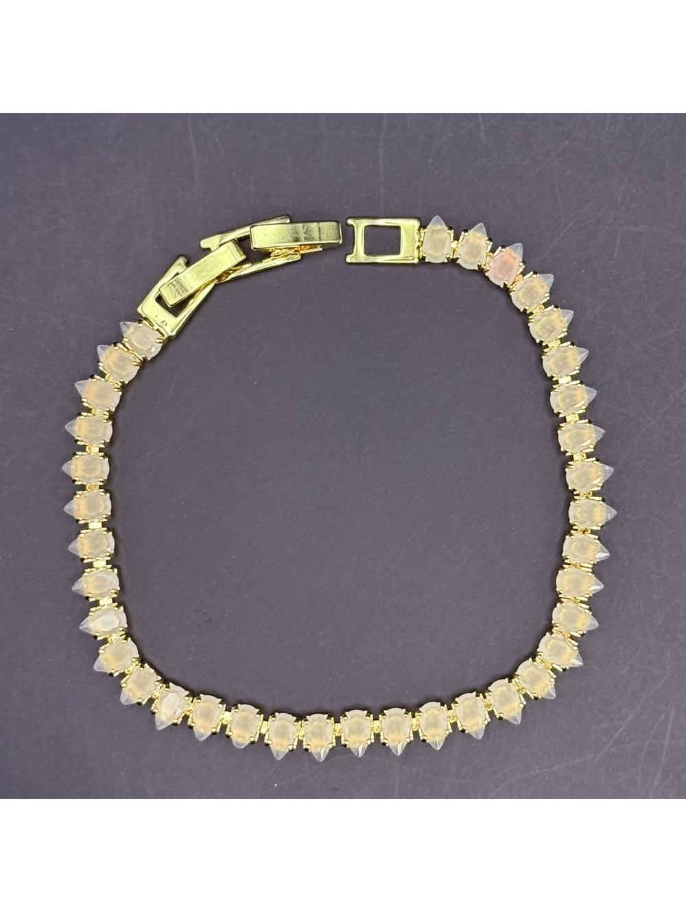candy+clover milky cream ghost pear crystal gold tone bracelet